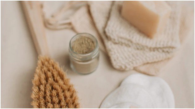 What zero waste lifestyle tips actually stuck in my bathroom routine?