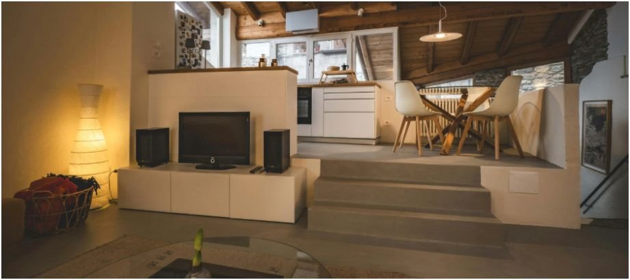 Small Space Living Tips: How I Make My Tiny Apartment Feel Like a Palace