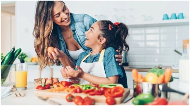 How Can You Be a Role Model for Healthy Eating?