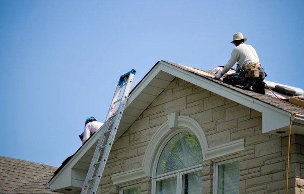 5 Questions to Ask Before Hiring a Roof Installer in Loxahatchee