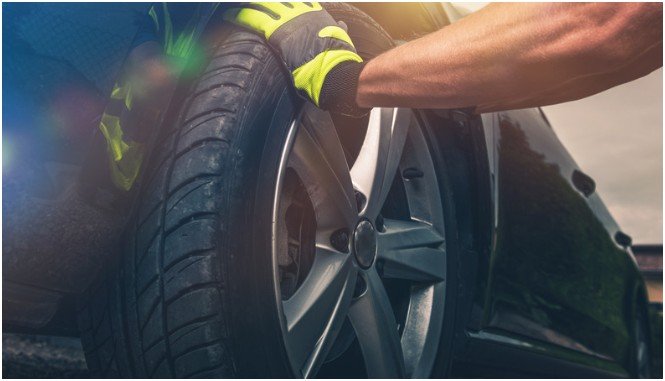 Prepare Your Roadside Emergency Kit