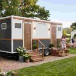 How Luxury Portable Restrooms Keep Outdoor Wedding Guests Comfortable and On-Site Longer